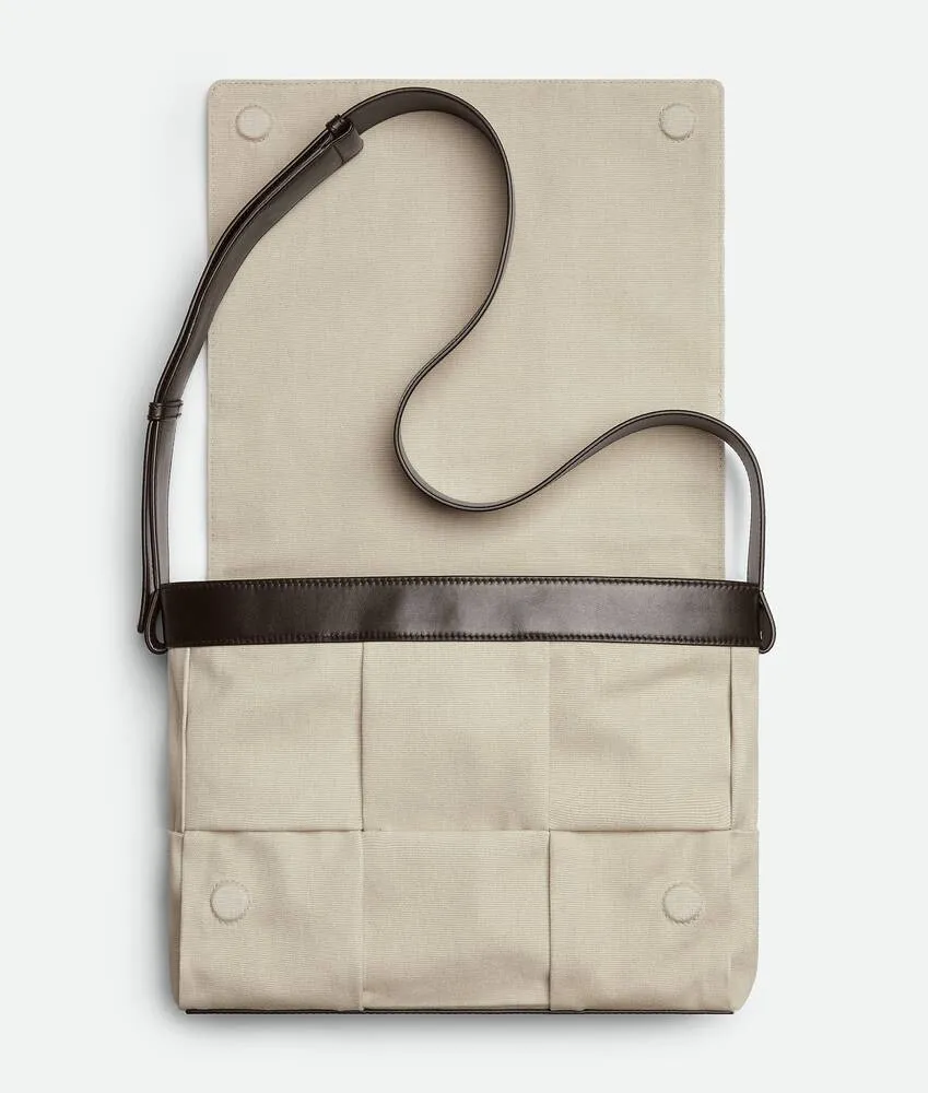 Arco Flap Messenger