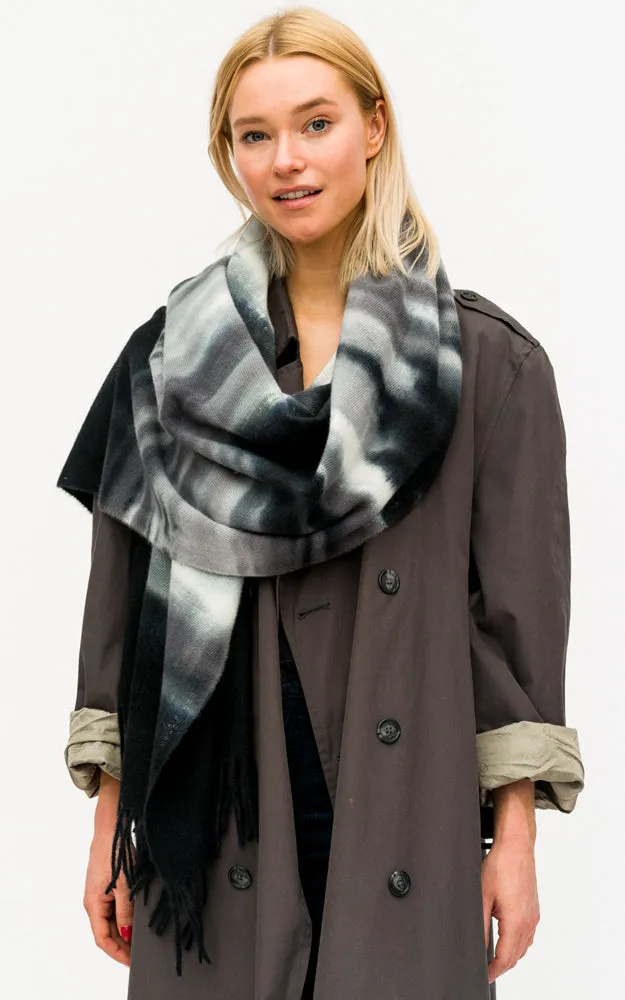 BASC7604 Tie-Dye Oblong Scarf w/Fringes