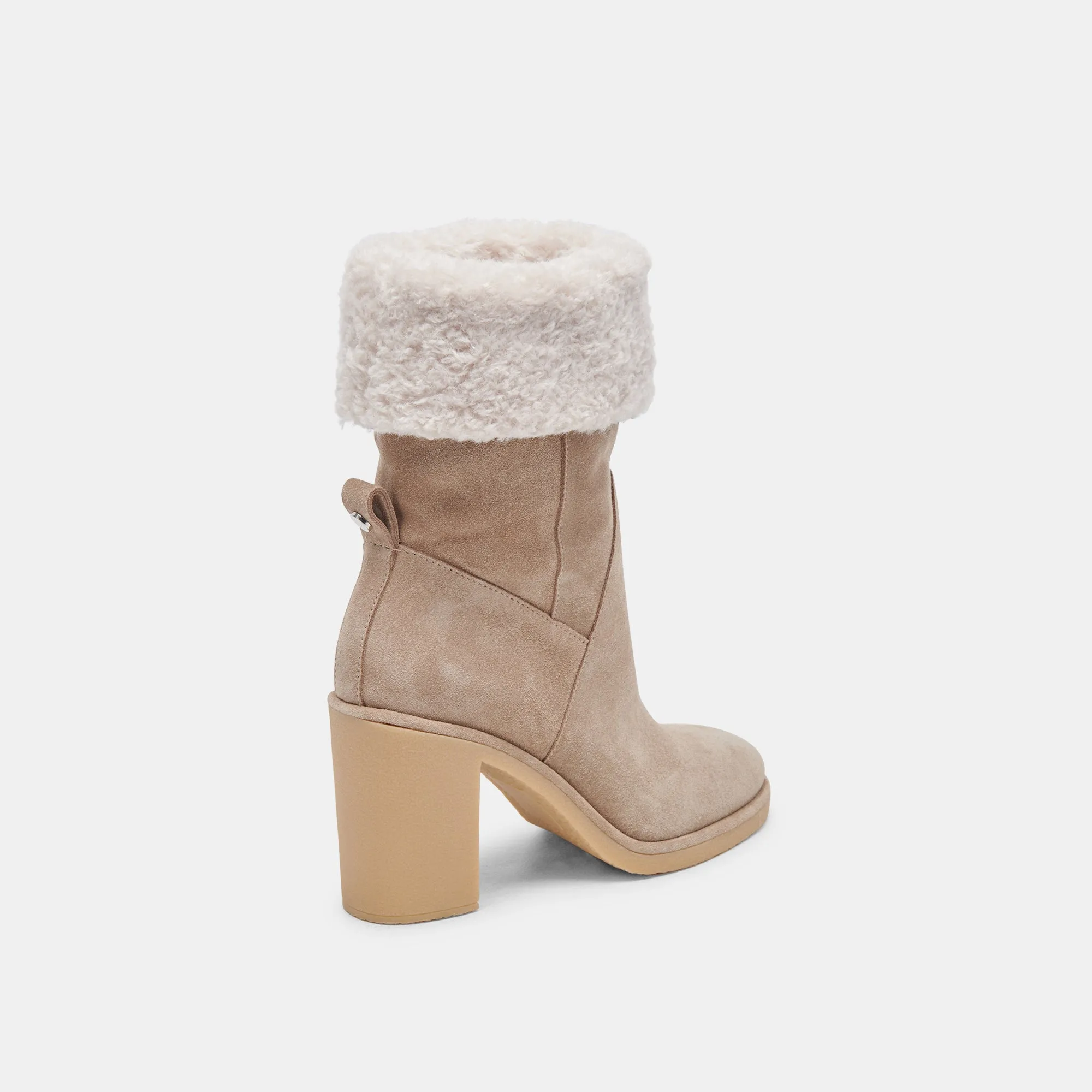 CADDIE PLUSH BOOTS ALMOND SUEDE