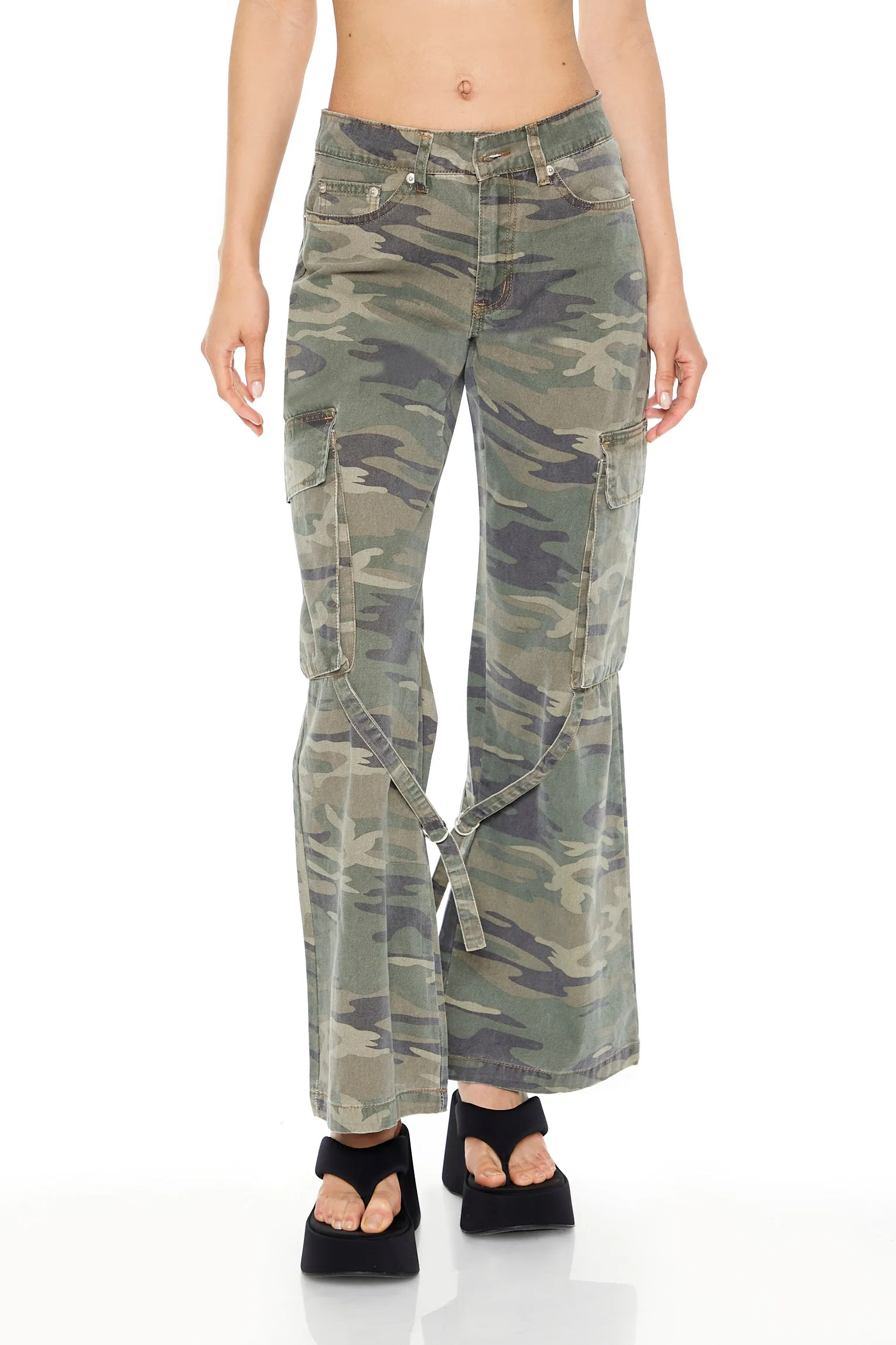 Camo Print Utility Cargo Pant