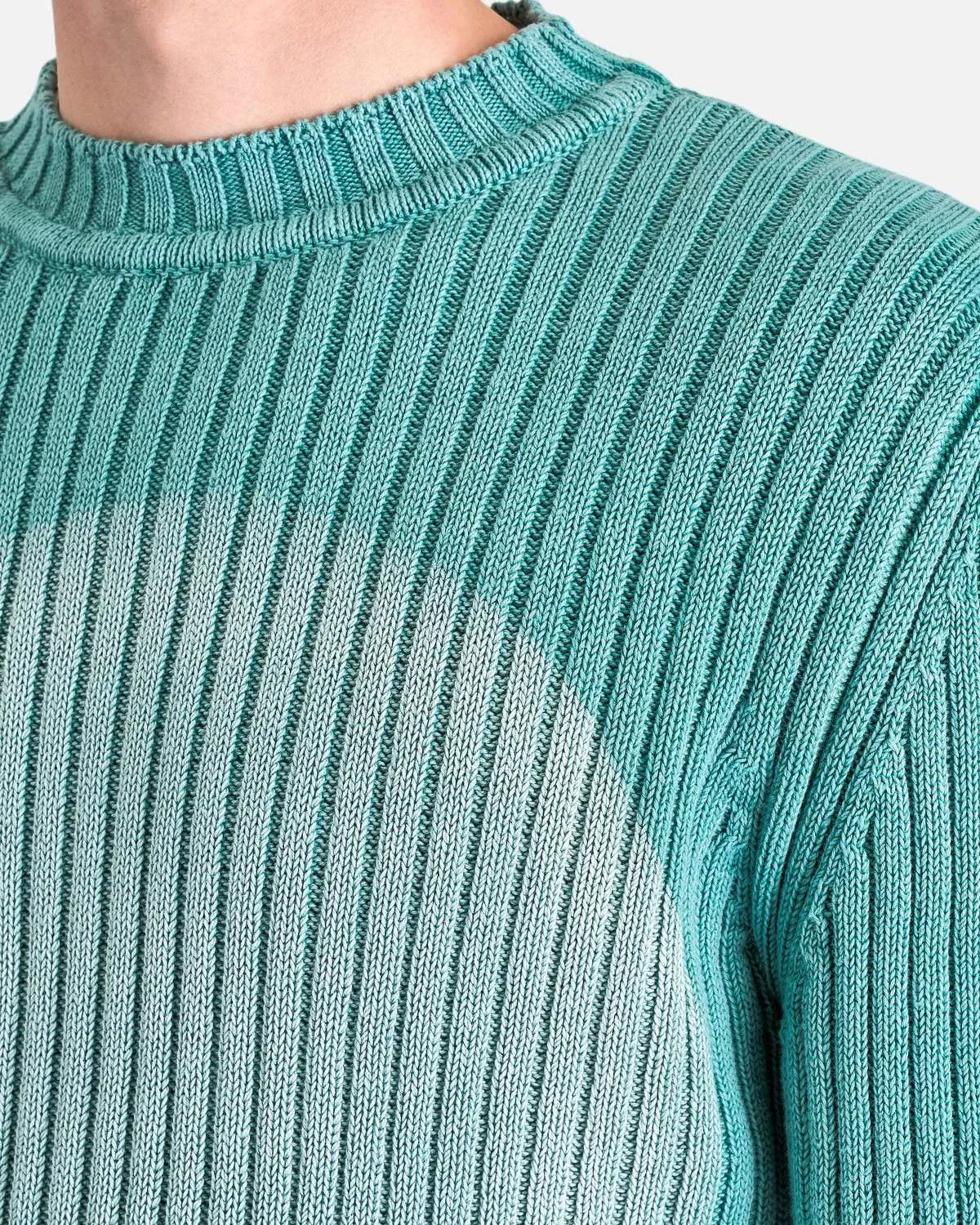 Circle Fadeout Sweater - Aqua