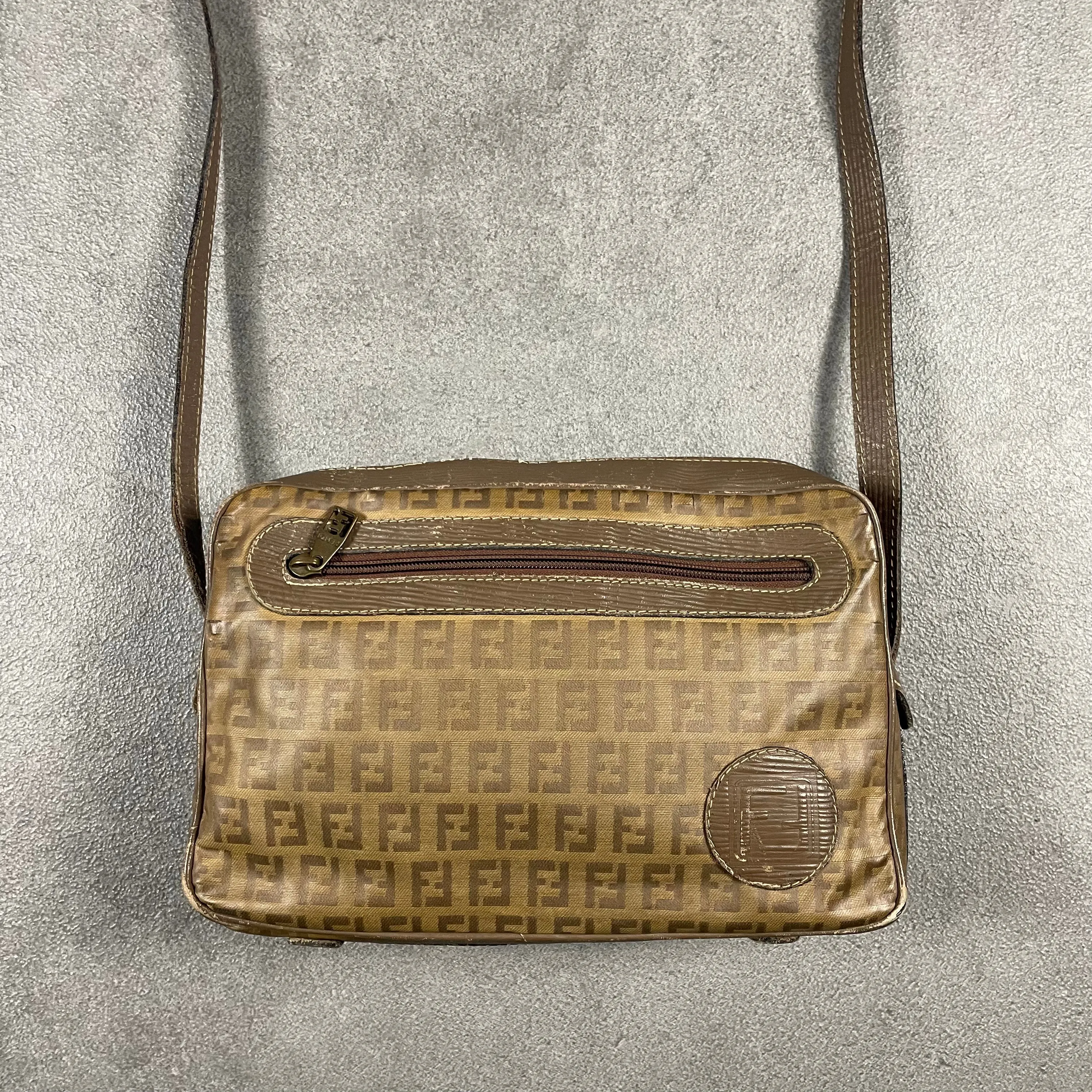 Fendi vintage Messenger