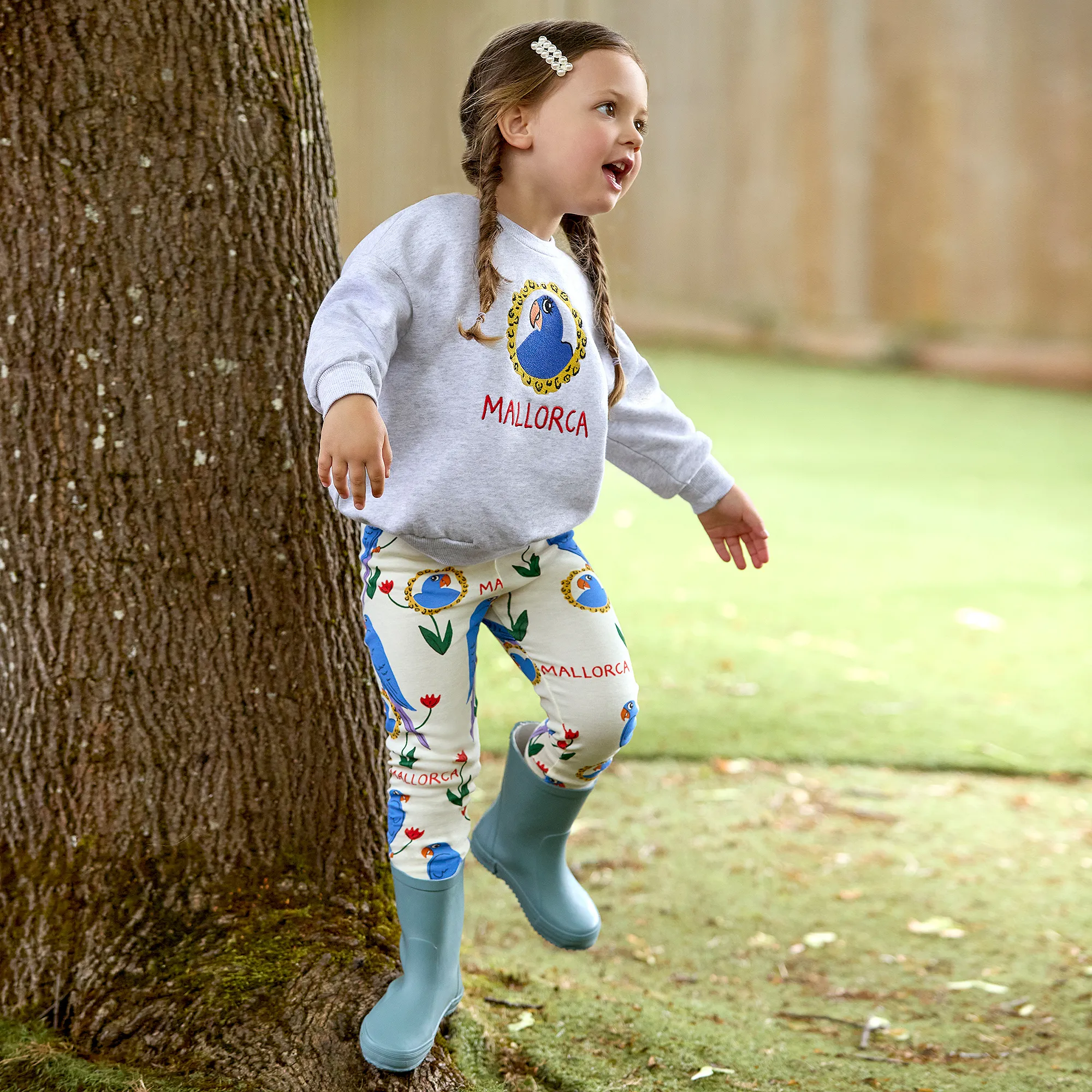 Girls Ivory Cotton Parrot Leggings