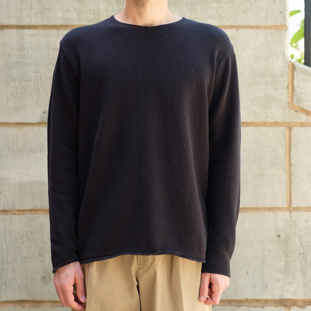 Harbor Sweater in Black Cotton / Linen