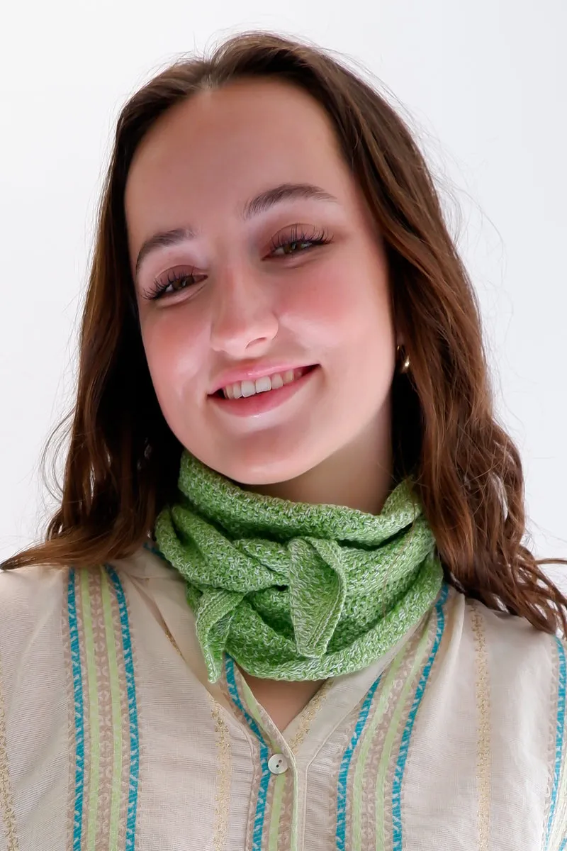 Kitty Triangle Scarf | Green | Trklde fra Black Colour