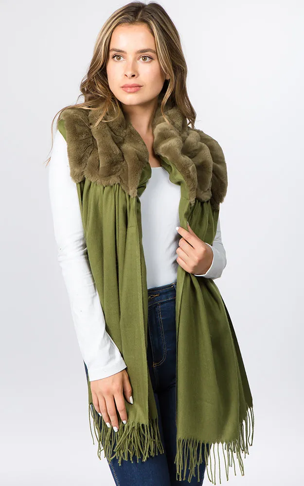 OA90B6 Solid Scarf w/Center Ruffle Faux Fur