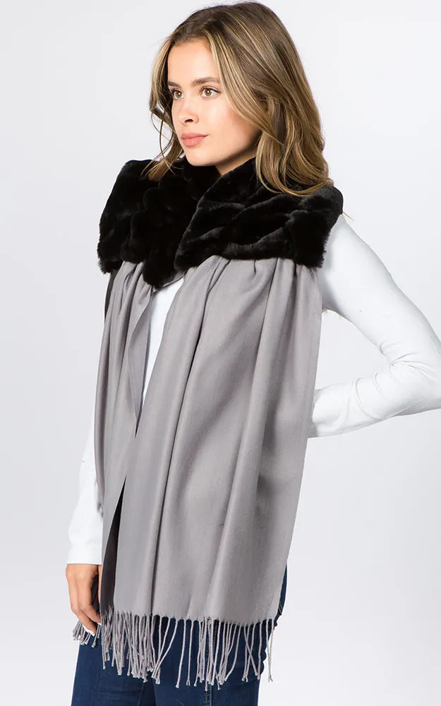 OA90B6 Solid Scarf w/Center Ruffle Faux Fur