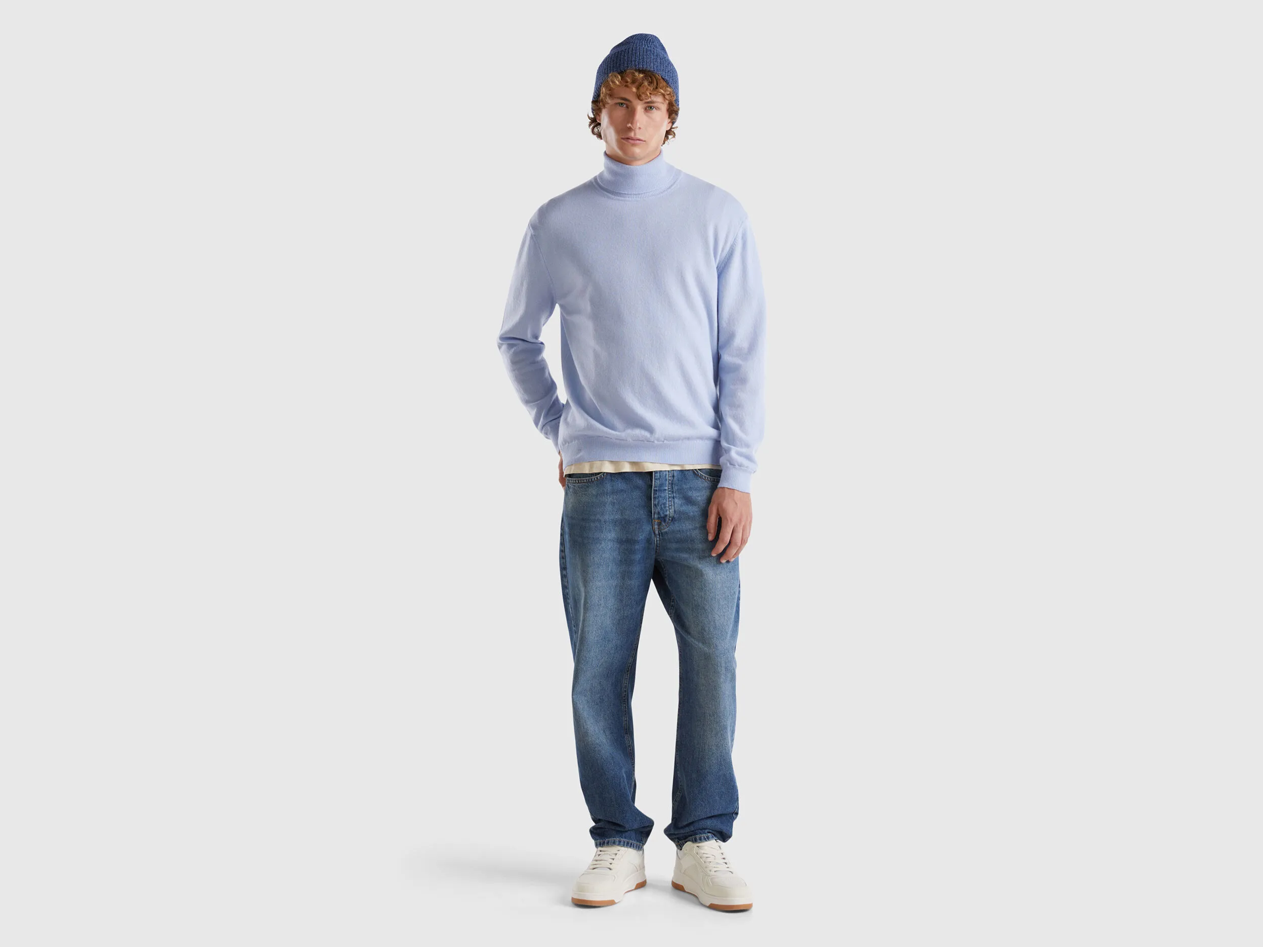 Ocean blue turtleneck in pure Merino wool - Light Blue | Benetton