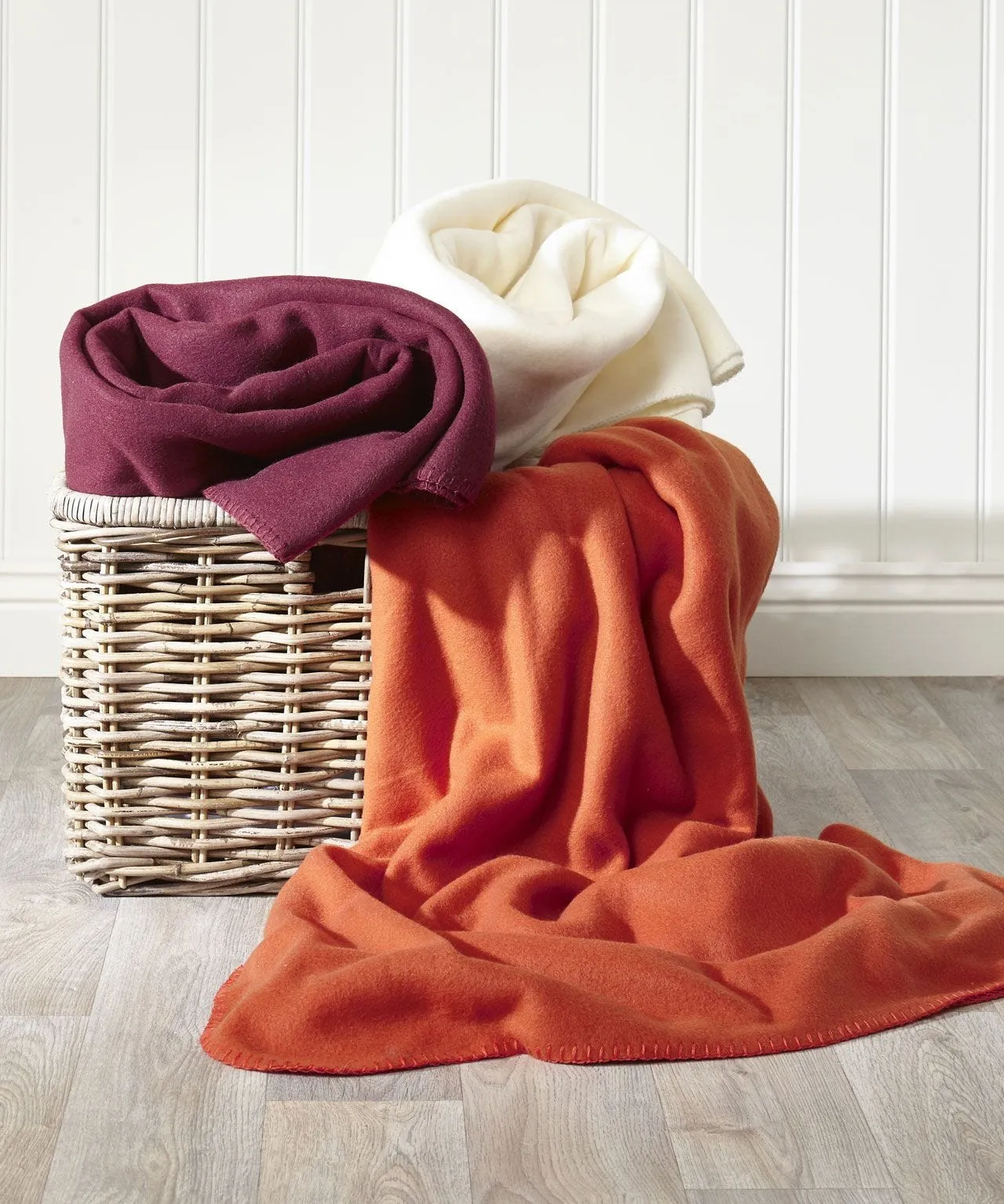 Pack of 2 Plain Fleece Throws