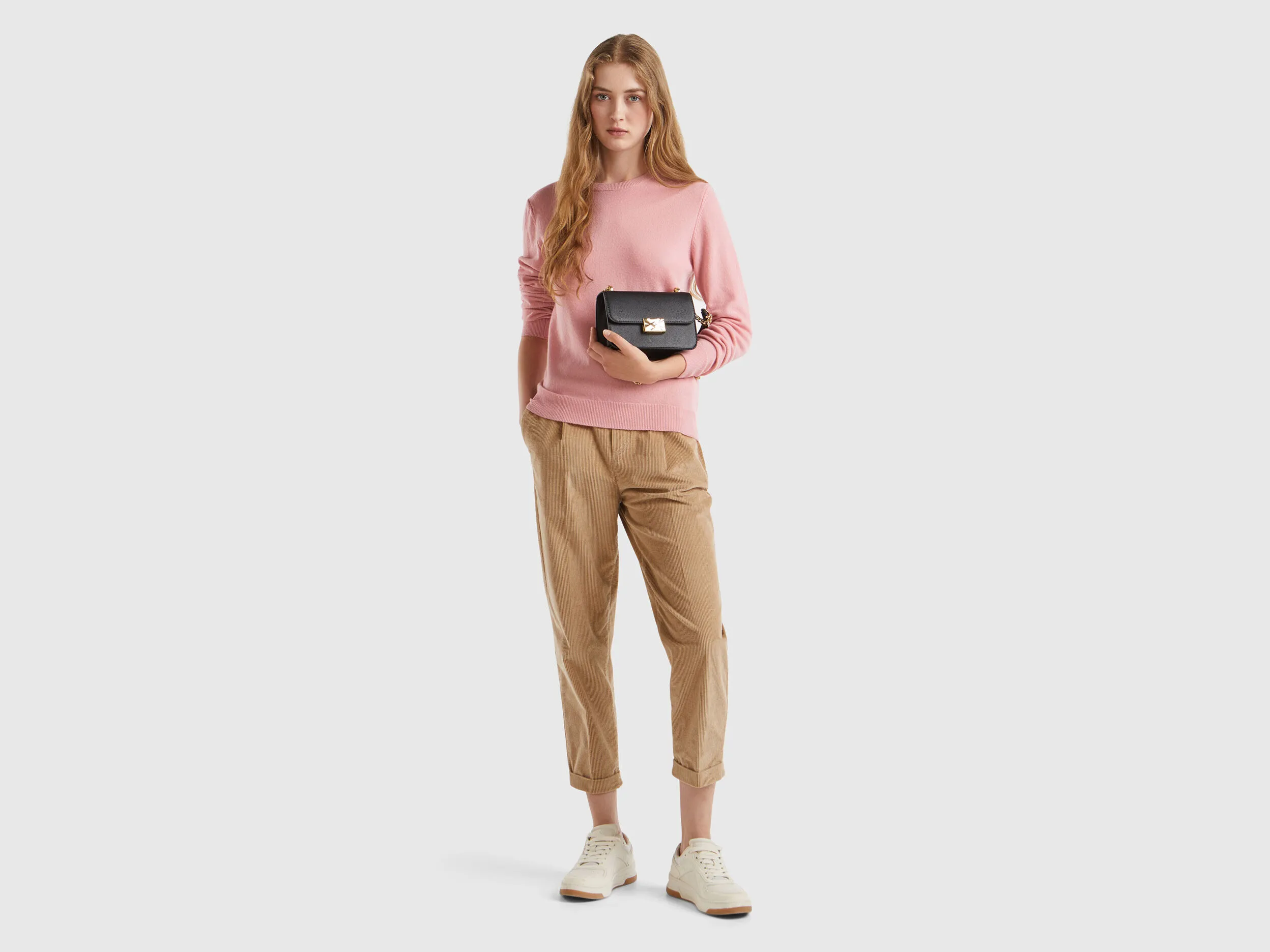 Pink crew neck sweater in pure Merino wool - Pink | Benetton