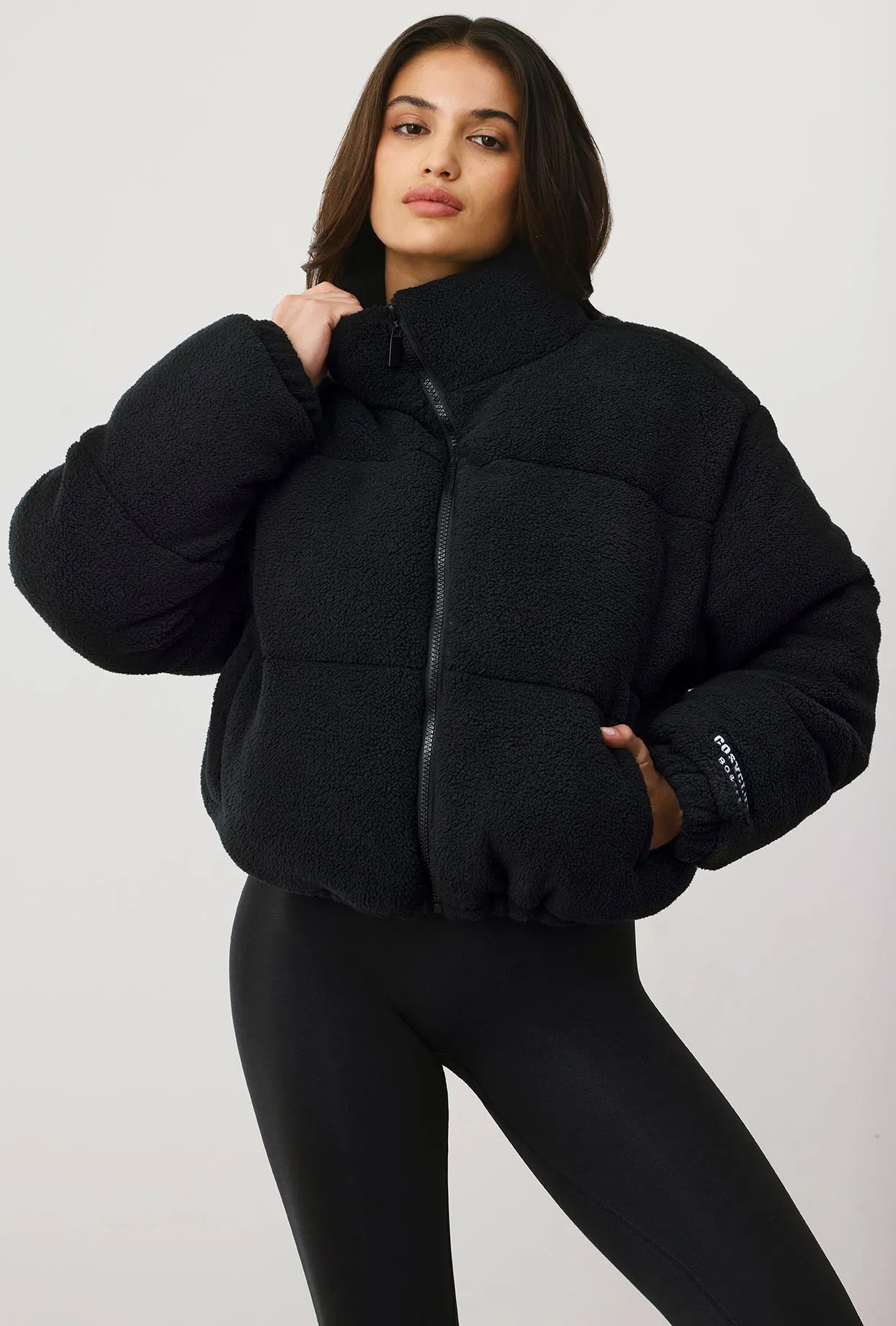 Puffer Jacket in Onyx