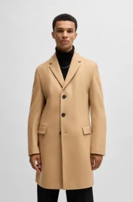 Slim-fit coat in a wool blend