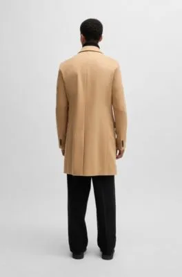 Slim-fit coat in a wool blend