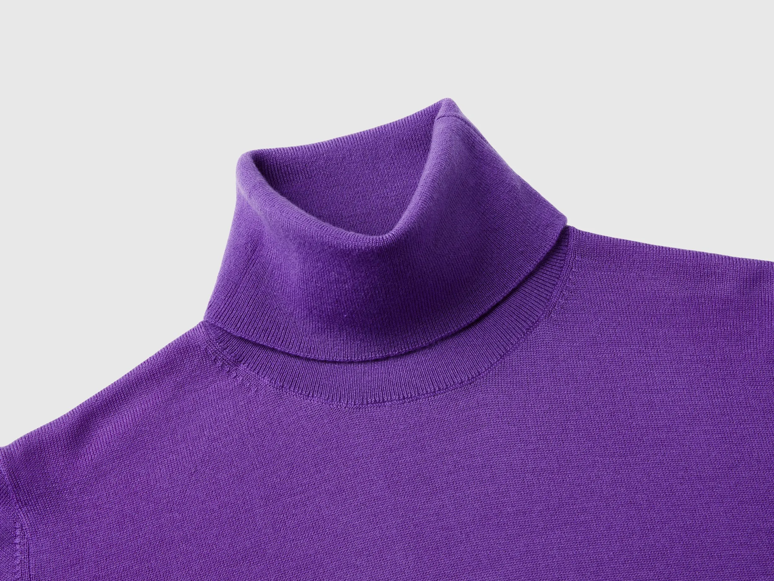 Turtleneck in pure Merino wool - Purple | Benetton