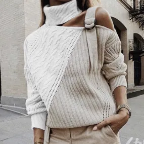 WOMANS 'TURTLENECK' SWEATER